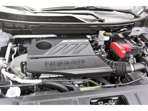 Used 2025 Nissan Rogue SV image 36