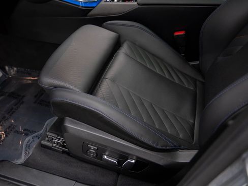 Certified 2025 BMW X3 xDrive30i w/ Premium Package image 16