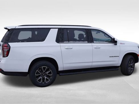 Certified 2022 Chevrolet Suburban Z71 image 4