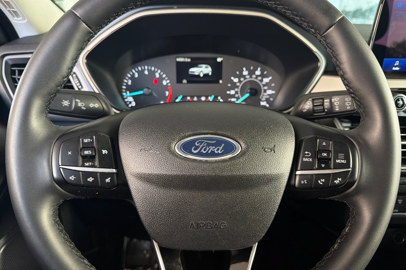 Used 2022 Ford Escape SE FWD image 27