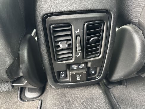 Used 2022 Dodge Durango R/T AWD/4WD image 20