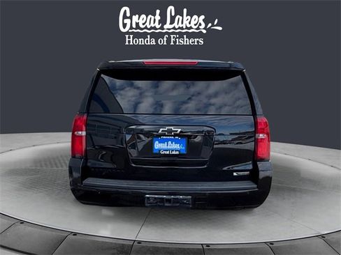 Used 2018 Chevrolet Suburban Premier image 4