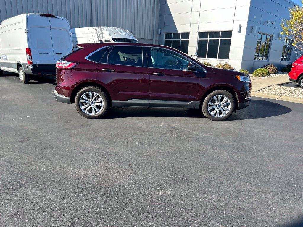 Certified 2024 Ford Edge Titanium w/ Equipment Group 301A AWD/4WD image 7