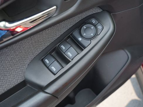 Used 2024 Chevrolet TrailBlazer LT w/ LT Cold Weather Package FWD image 16