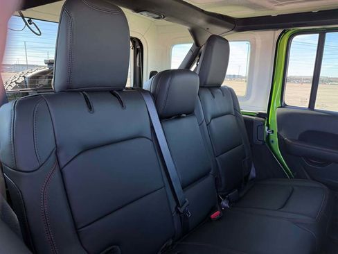 New 2026 Jeep Wrangler Unlimited Rubicon image 27