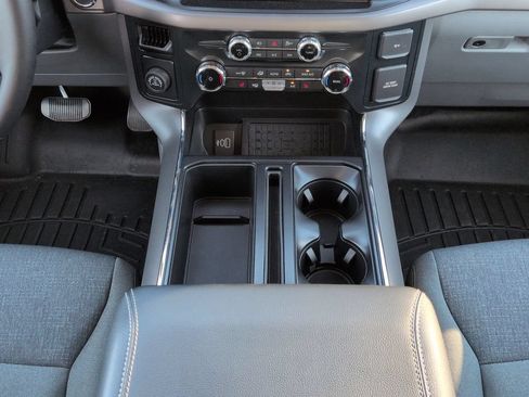 Used 2025 Ford F150 XLT w/ Equipment Group 302A MID RWD image 19