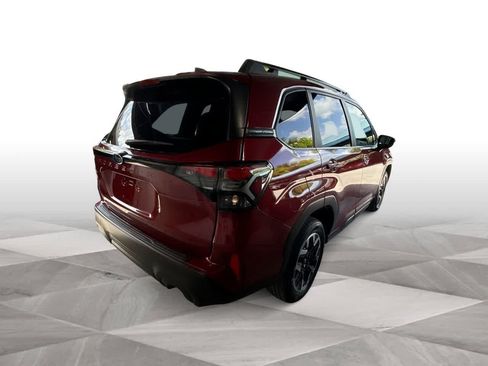 Used 2025 Subaru Forester Premium AWD/4WD image 8