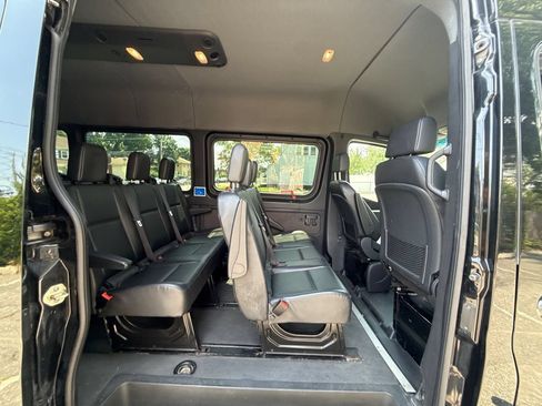 Used 2019 Mercedes-Benz Sprinter 2500 w/ Acoustic Package image 24