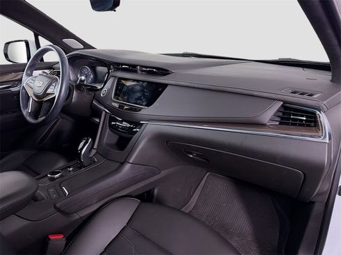 Used 2024 Cadillac XT5 Premium Luxury w/ Platinum Package image 32