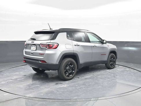 Used 2023 Jeep Compass Trailhawk image 8