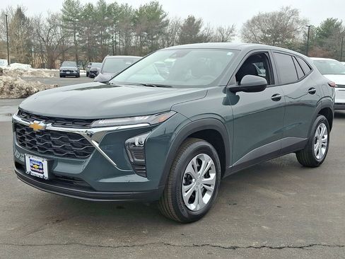 New 2026 Chevrolet Trax LS image 10