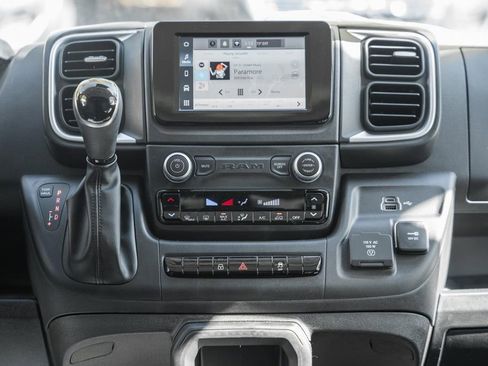 New 2025 RAM ProMaster 2500 w/ Quick Order Package 22G SLT image 18