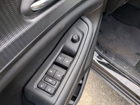 New 2026 Jeep Grand Cherokee L 4WD image 11