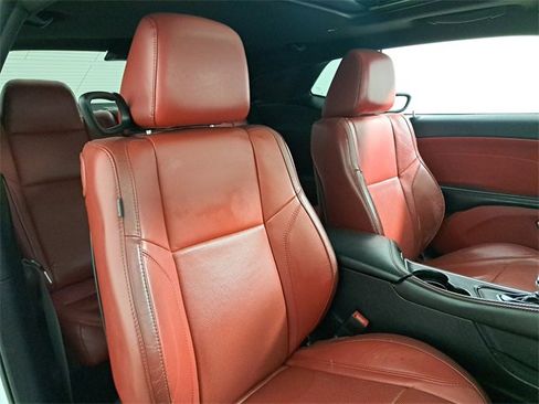 Used 2015 Dodge Challenger SXT Plus w/ Sound Group II image 14