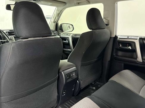 Used 2016 Toyota 4Runner SR5 image 25