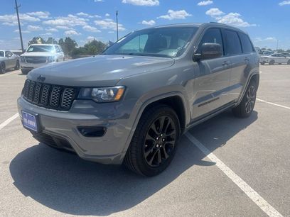 Used 2019 Jeep Grand Cherokee Altitude
