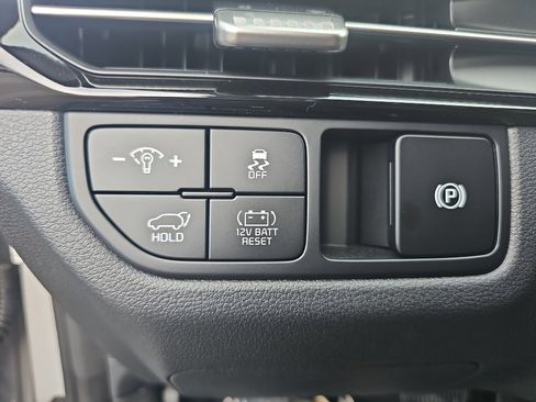New 2026 Kia Sportage EX image 10