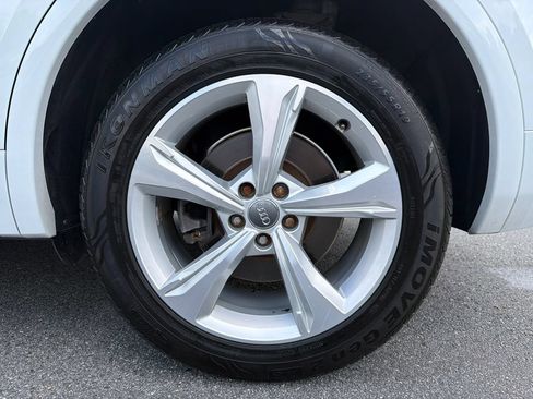 Used 2020 Audi Q5 2.0T Premium Plus AWD/4WD image 20