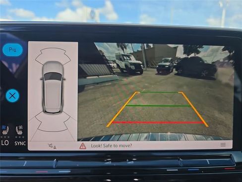 New 2026 Volkswagen Atlas SE FWD image 20
