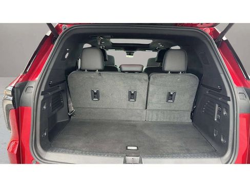 Used 2024 Chevrolet Traverse RS w/ LPO, Floor Liner Package image 9