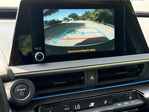 Used 2023 Toyota Prius XLE FWD image 24