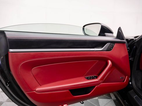 Certified 2022 Porsche 911 Carrera 4S AWD/4WD image 13