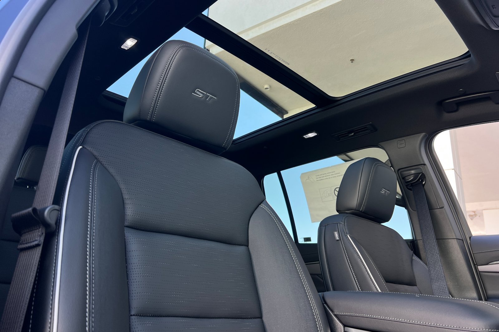 New 2026 Buick Enclave Sport Touring w/ Power Package FWD image 19