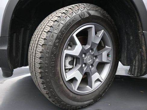 Used 2022 Honda Passport TrailSport image 16