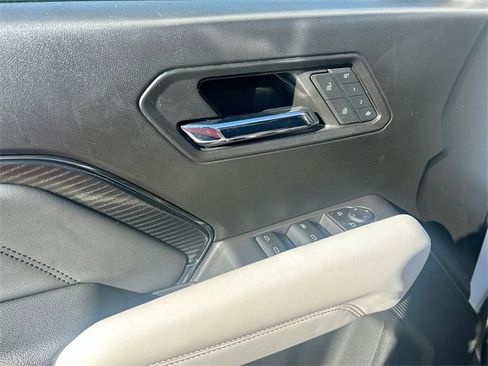 Certified 2023 GMC Canyon AT4X image 17