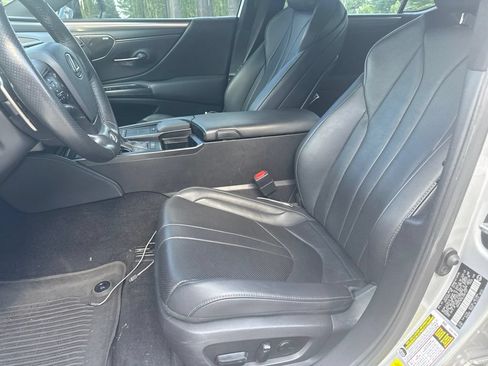 Used 2020 Lexus ES 350 F Sport w/ Accessory Package 2 FWD image 6