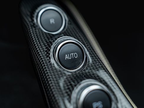 Used 2022 Ferrari F8 Tributo RWD image 56