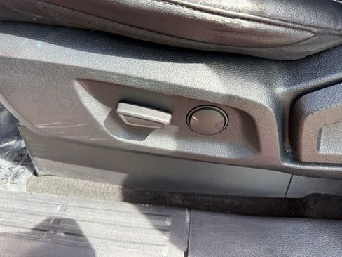 Used 2019 Ford Ranger Lariat w/ Equipment Group 501A Mid image 16