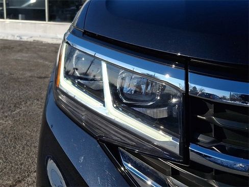 Used 2022 Volkswagen Atlas SEL image 9