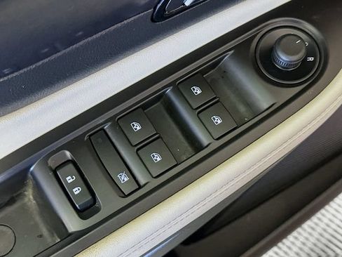 Used 2019 Buick Encore Preferred FWD image 20