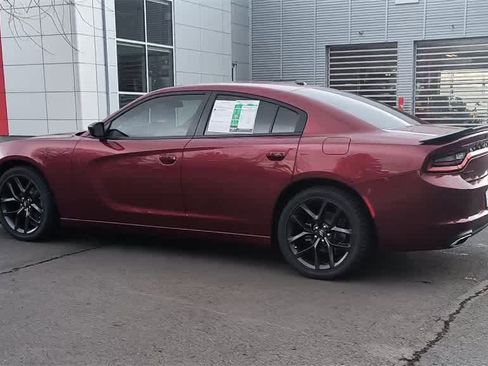 Used 2022 Dodge Charger SXT w/ Blacktop Package image 6