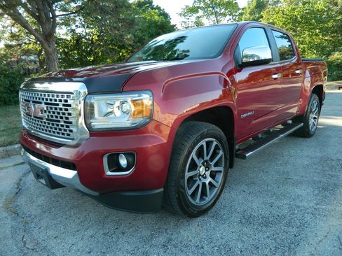 Used 2019 GMC Canyon Denali AWD/4WD image 1