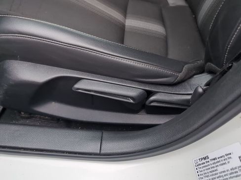 Used 2023 Honda Civic Sport image 19