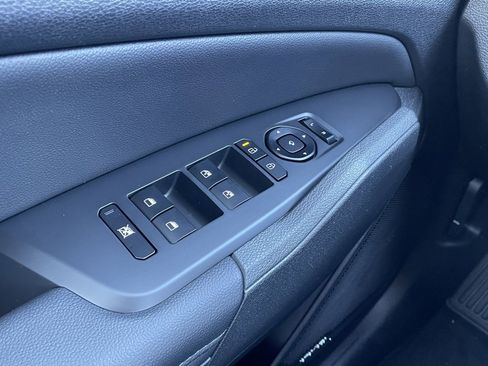 New 2026 Kia Sportage SX image 12