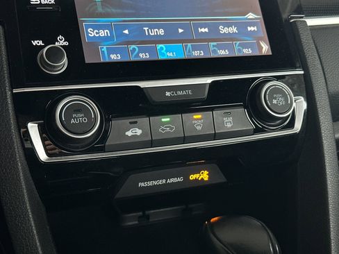 Used 2020 Honda Civic Sport image 17