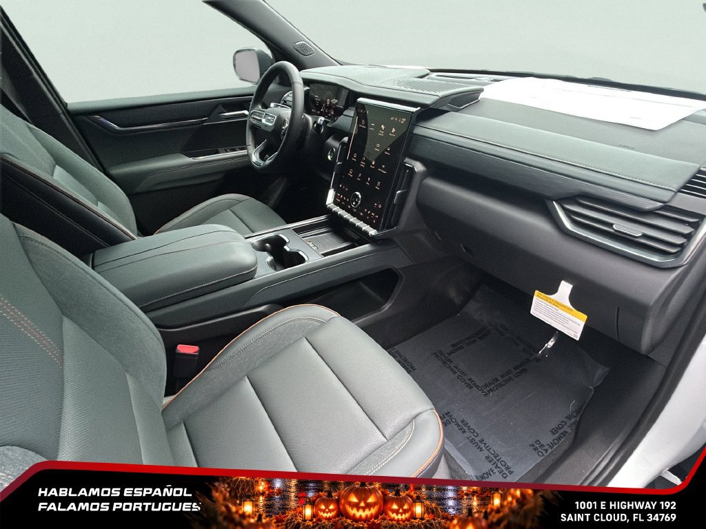 New 2026 GMC Acadia AT4 w/ Luxury Package AWD/4WD image 30