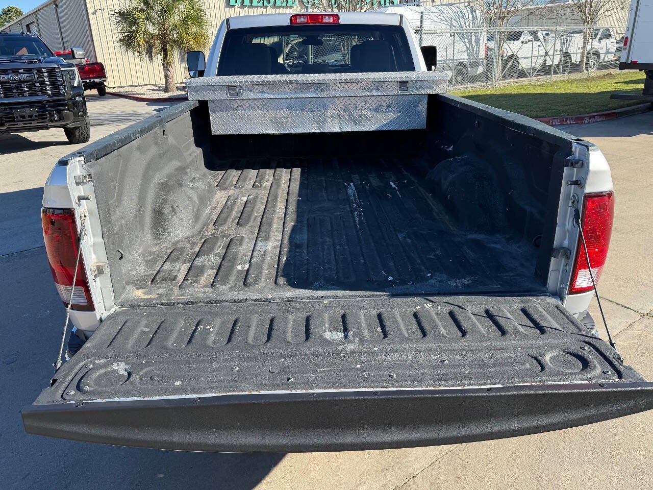 Used 2016 RAM 3500 Tradesman w/ Chrome Appearance Group AWD/4WD image 26