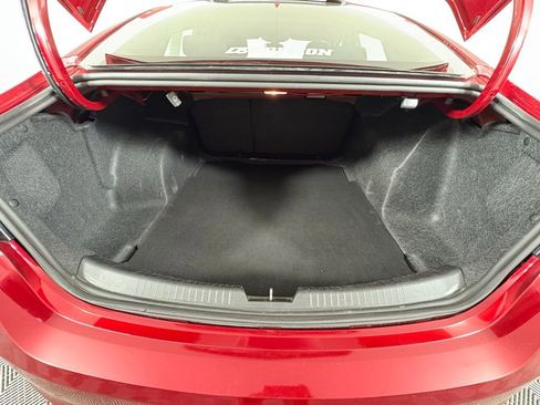 Used 2022 Chevrolet Malibu LT image 41