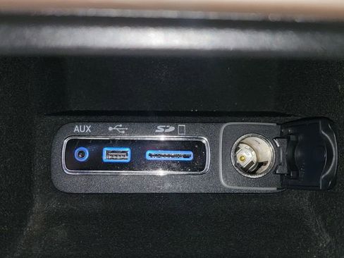 Used 2016 Jeep Grand Cherokee Limited image 22