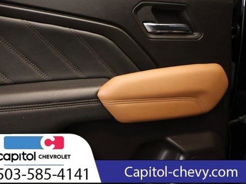 Used 2023 GMC Canyon AT4 w/ AT4 Premium Package AWD/4WD image 31