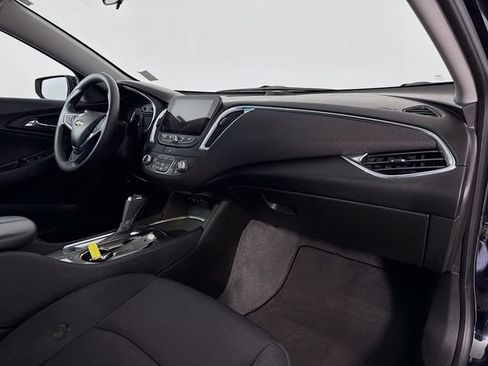 Used 2019 Chevrolet Malibu LT FWD image 29