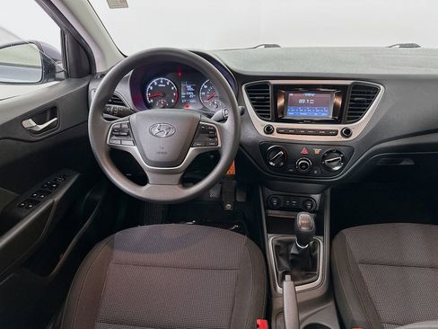 Used 2020 Hyundai Accent SE FWD image 21