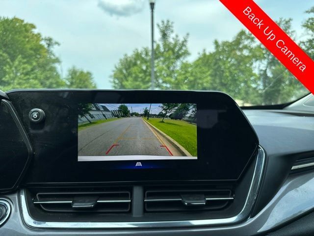 Used 2025 Chevrolet Trax ACTIV FWD image 36