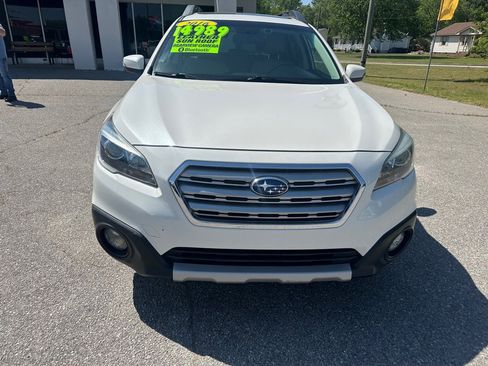 Used 2016 Subaru Outback 2.5i Limited AWD/4WD image 7