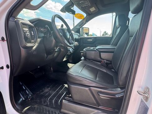 Used 2022 Chevrolet Silverado 2500 W/T w/ WT Fleet Convenience Package image 6