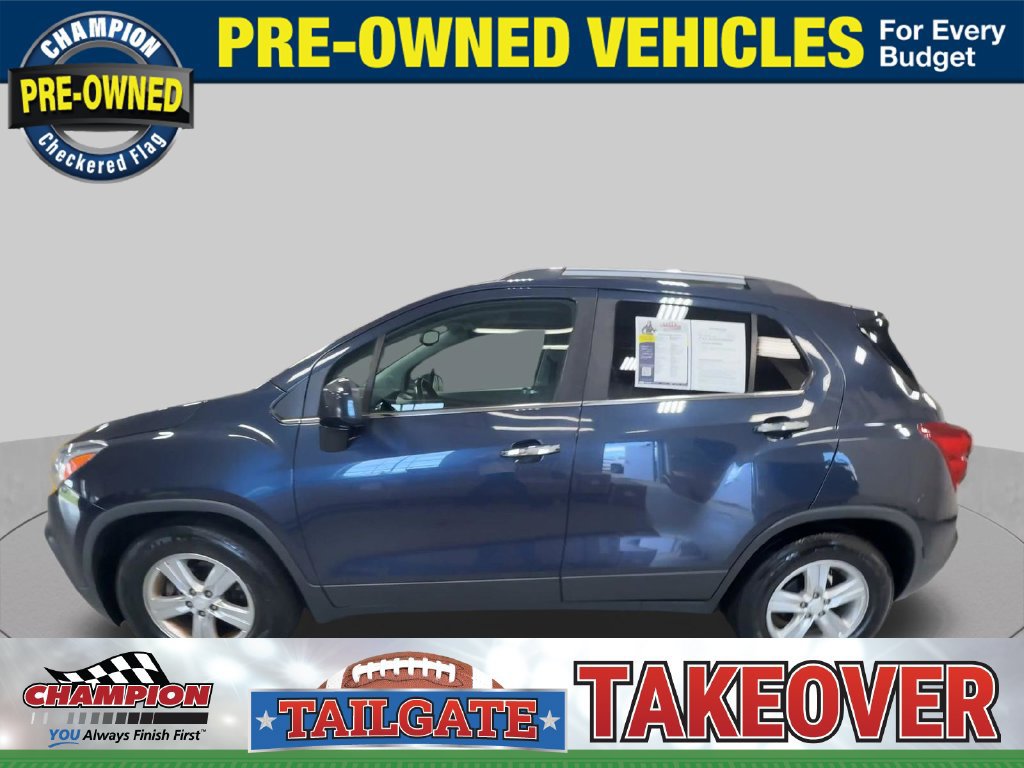 Used 2018 Chevrolet Trax LT w/ Sun & Sound Package FWD image 6